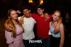 box044
