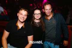 box090