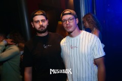 box099