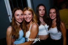 box055