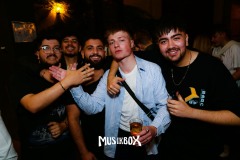box076