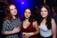 box025