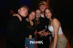 box021