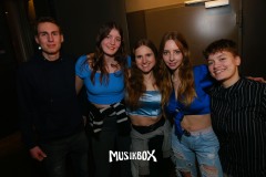 box042
