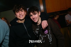box093