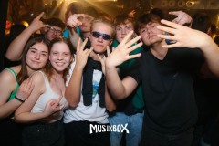 box099