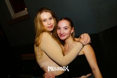 box076
