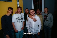 box083