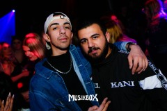 box005