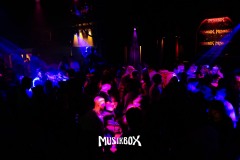 box037