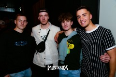 box093