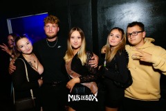 box046