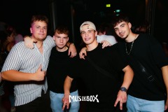 box137