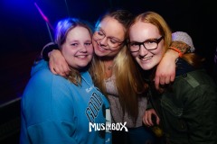 box005