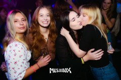 box009