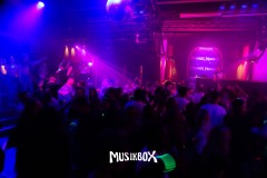 box037
