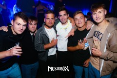 box094