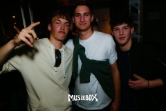 box023