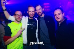 box077