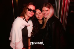 1_box071