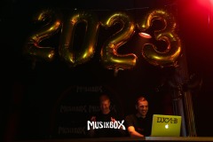 box077