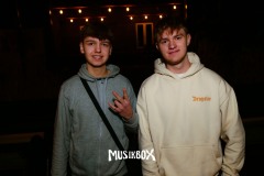 box011