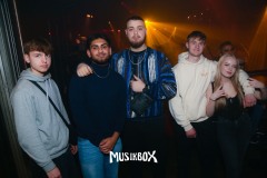 box033