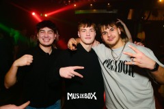 box054
